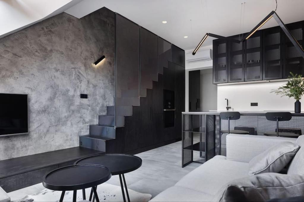 Rooftop Penthouse With Terrace, Prime Location Prag Dış mekan fotoğraf
